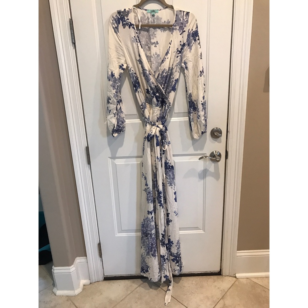 White maxi Dress with blue flower detail!